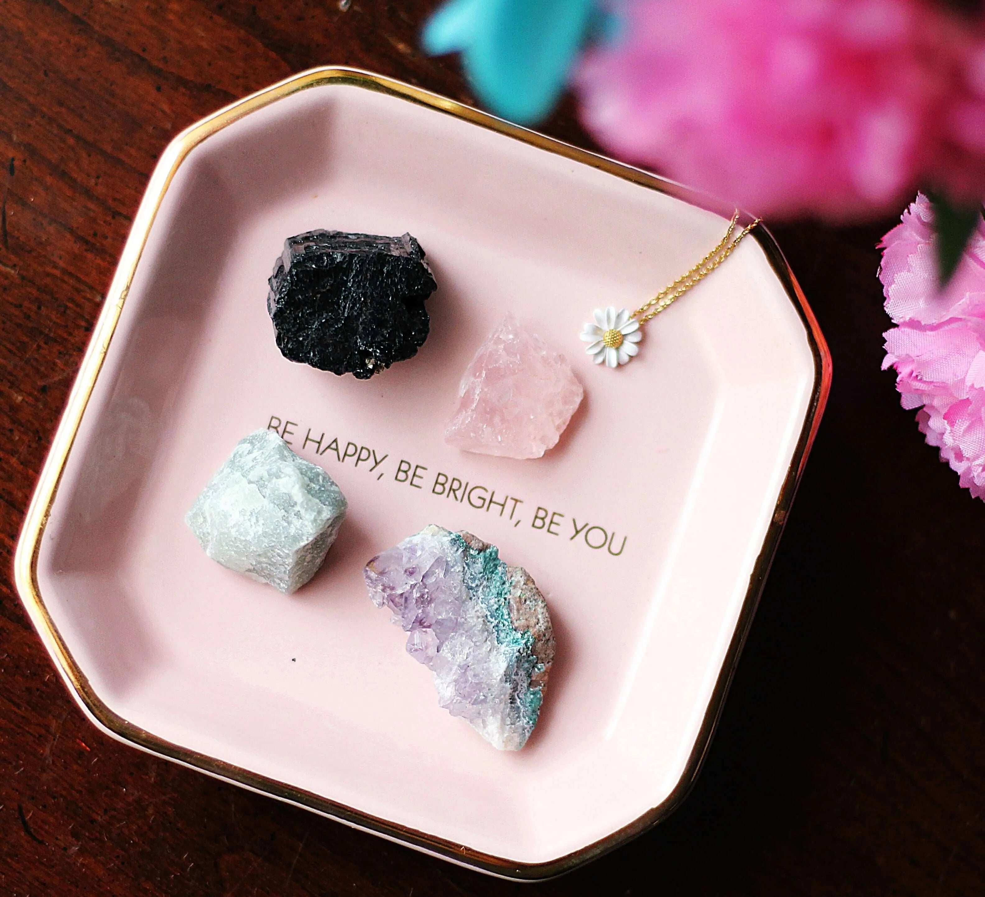 Crystals For New Year Resolutions: Shedding Old Skin and Welcoming 2021, In!