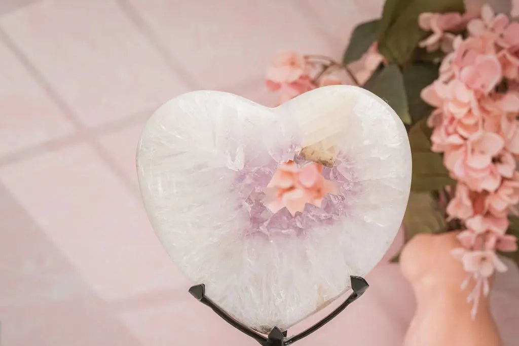 Premium Natural Heart - Shaped Amethyst Geode Portal - Amethyst Goddess