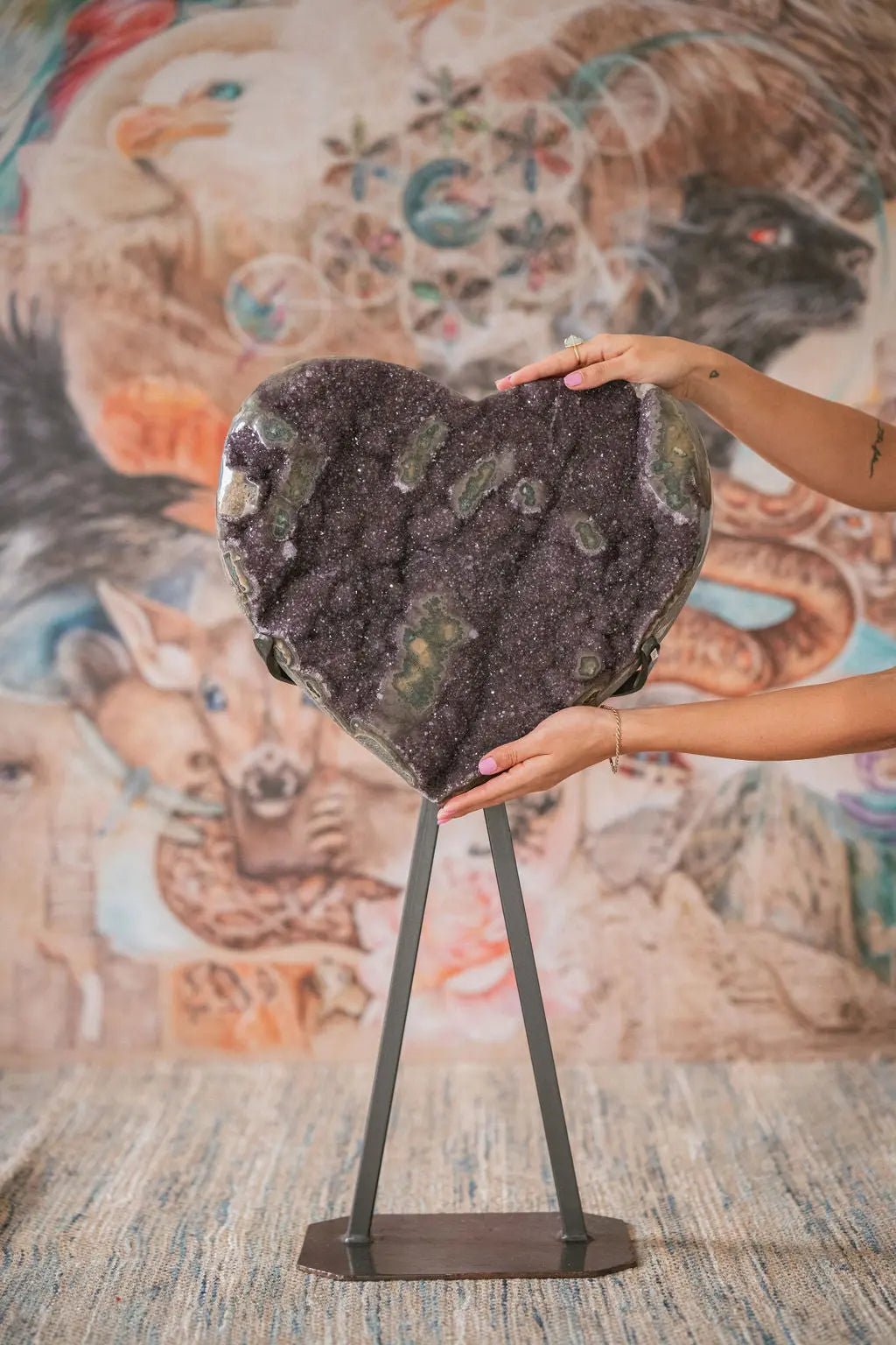 Uruguayan Amethyst Heart Collectors Piece (3 Foot) - Amethyst Goddess