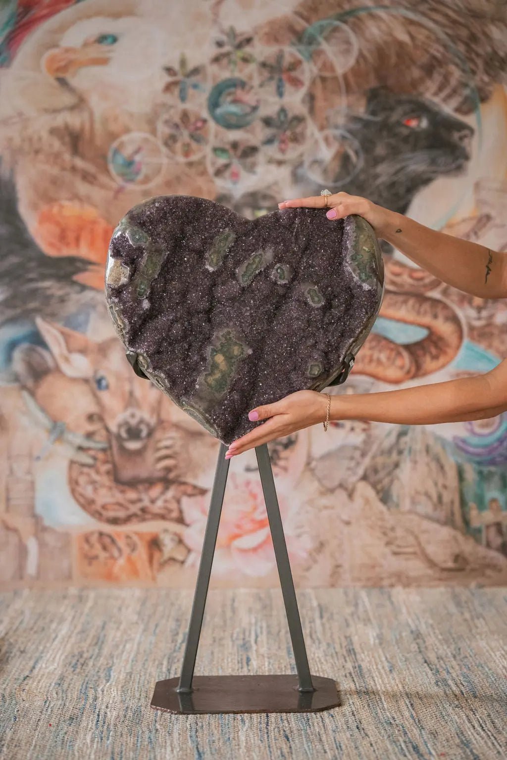 Uruguayan Amethyst Heart Collectors Piece (3 Foot) - Amethyst Goddess