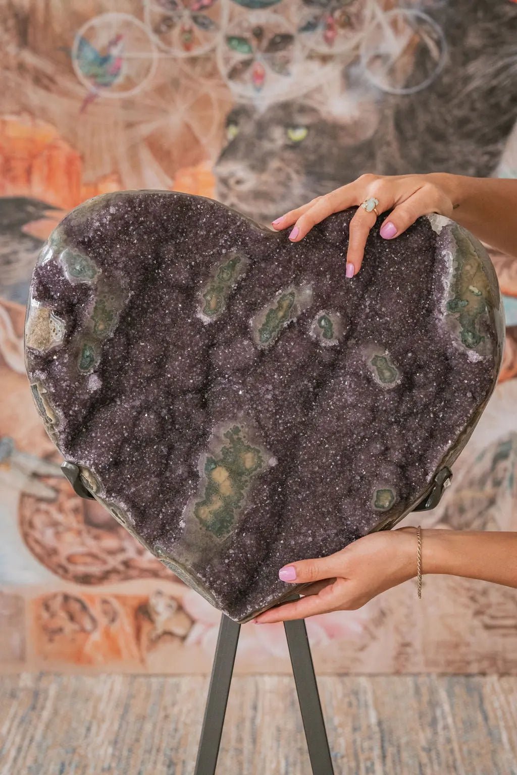Uruguayan Amethyst Heart Collectors Piece (3 Foot) - Amethyst Goddess